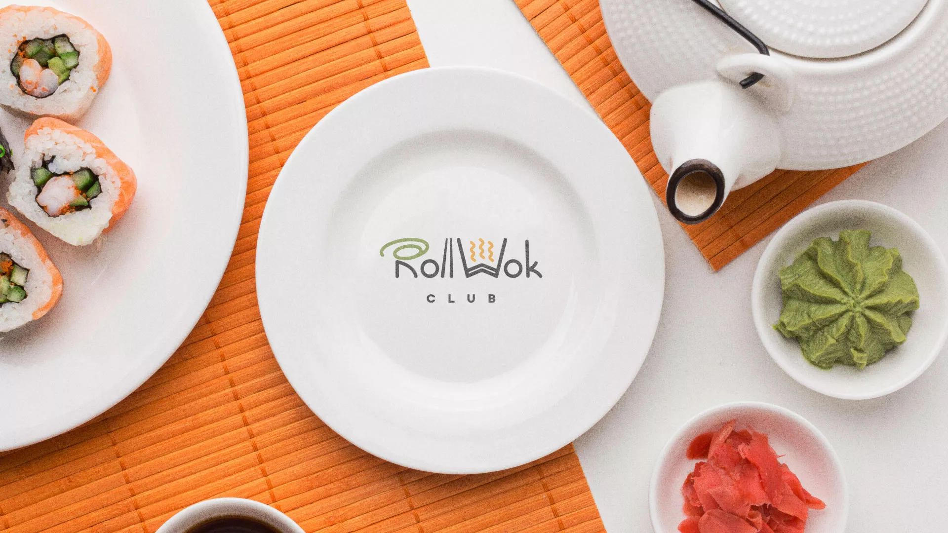 Разработка логотипа и фирменного стиля в Темникове для суши-бара «Roll Wok Club» Разработка логотипа и фирменного стиля в Темникове для суши-бара «Roll Wok Club»